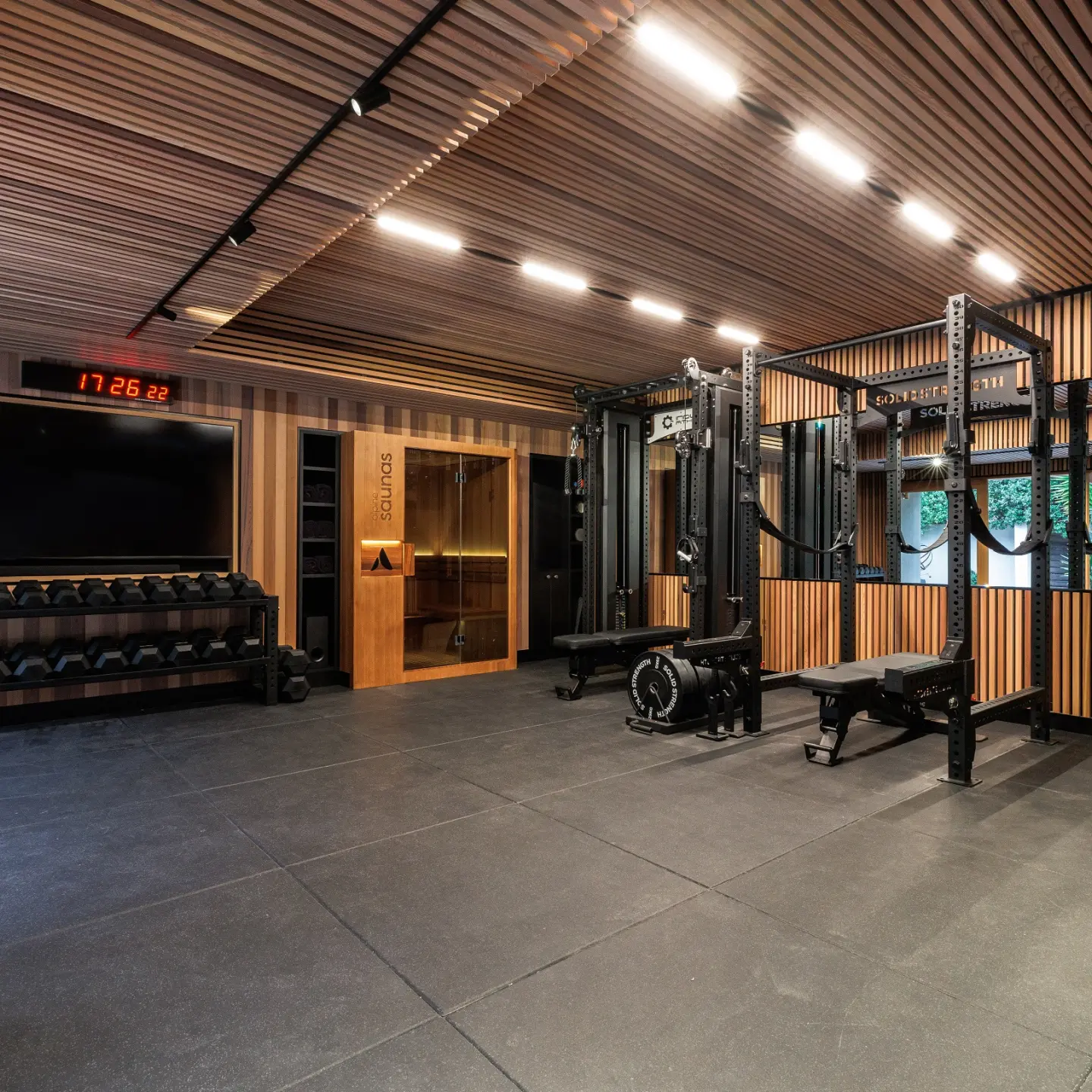 Cedar battens HomeGym 033 WEB